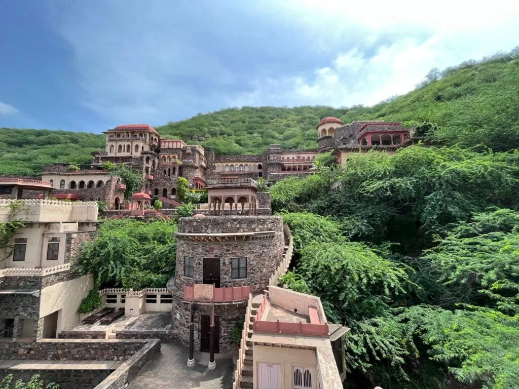 Neemrana Fort