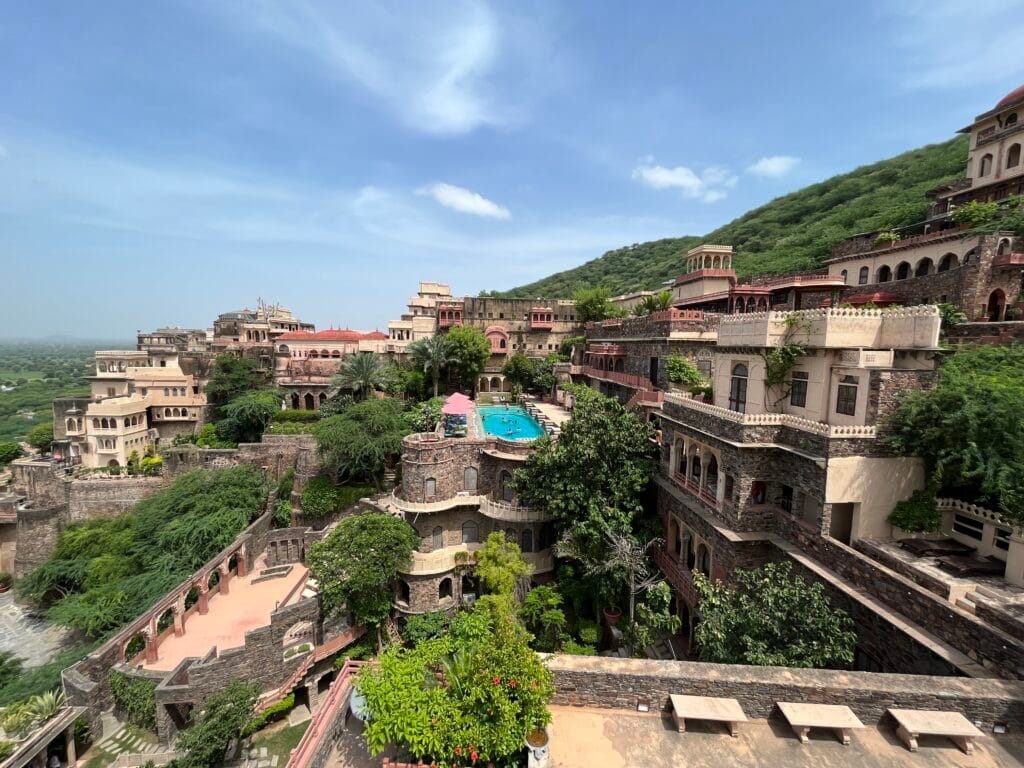 Neemrana Fort